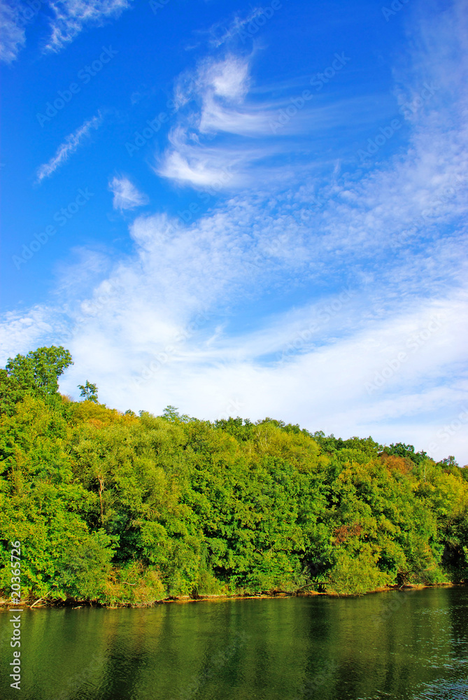 河流与天空