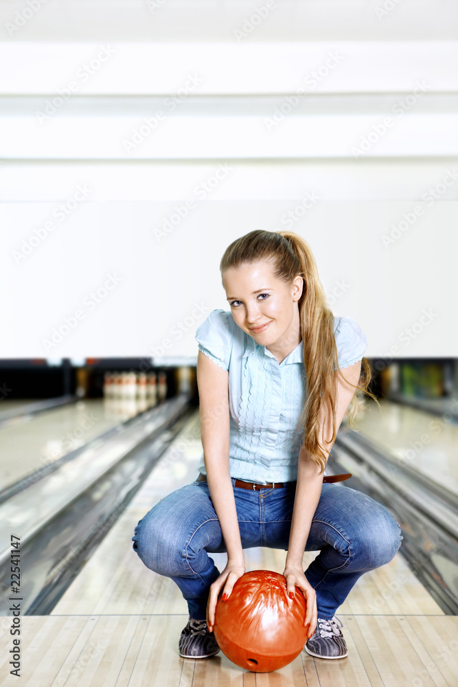 The young girl with a sphere