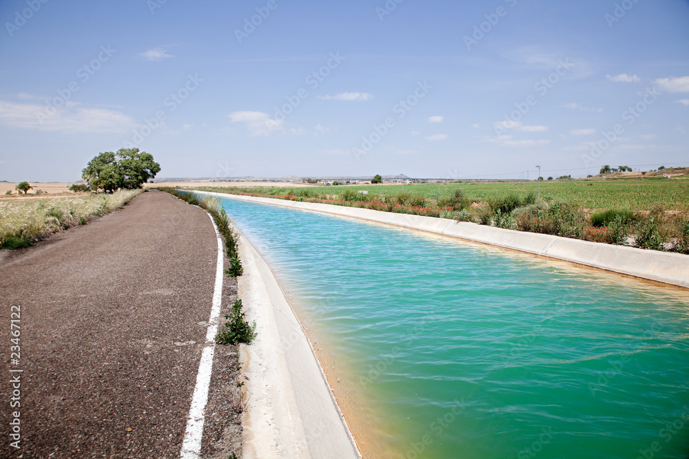 canal de agua