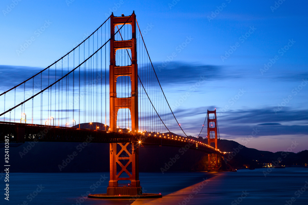 Golden Gate Bridge at sunset, San Francisco, California