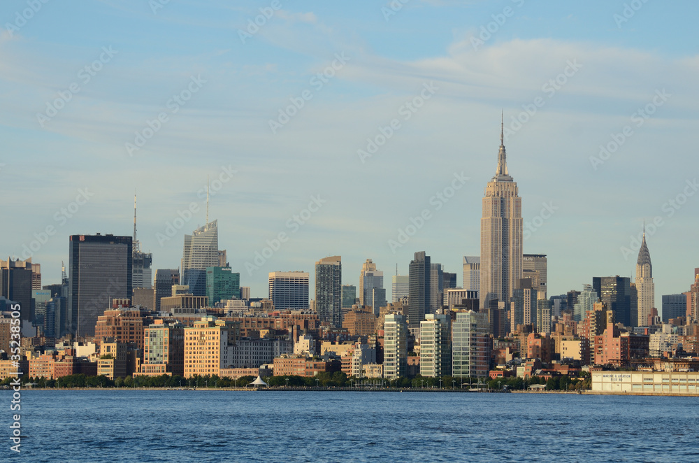 Landmark buildings in Midtown Manhattan