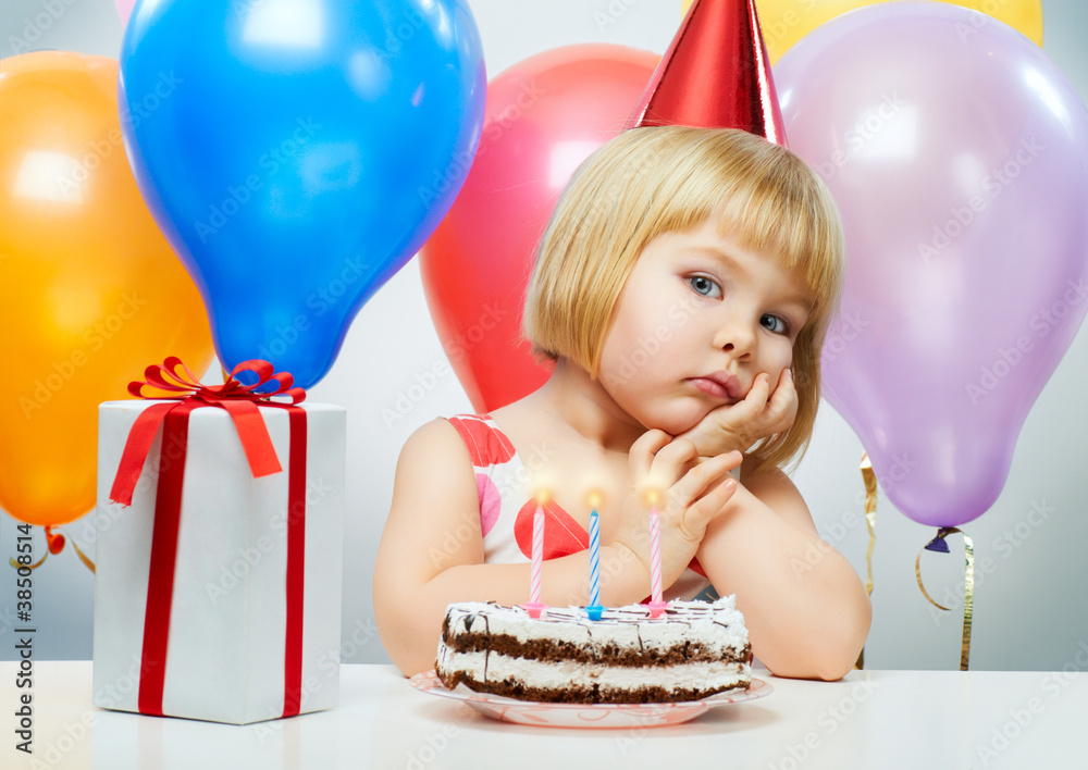 girl wit balloons