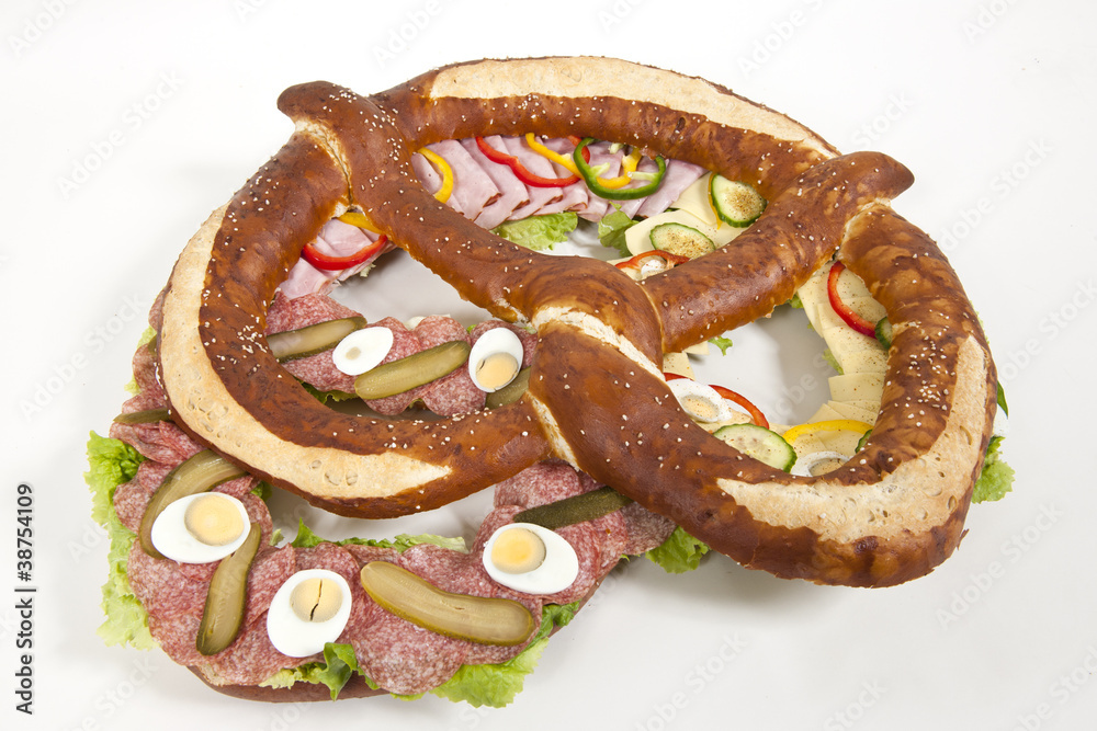 Laugenbrezel-belegt.