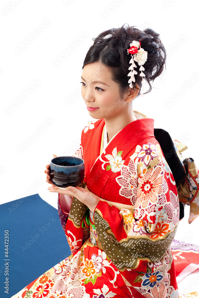 日本和服女人喝日本茶