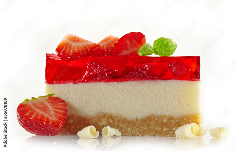 Strawberry cheesecake with fresh berries and white chocolate