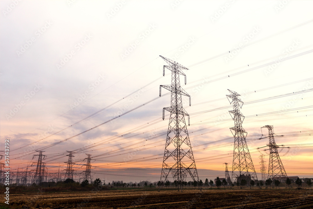 Power pylons