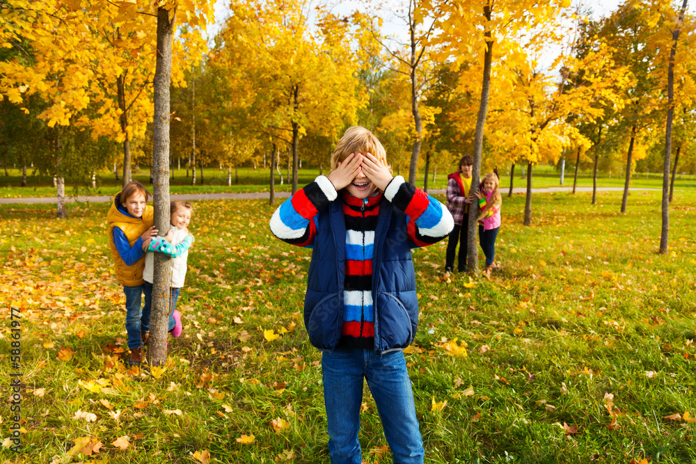 Boy counting and friends finding