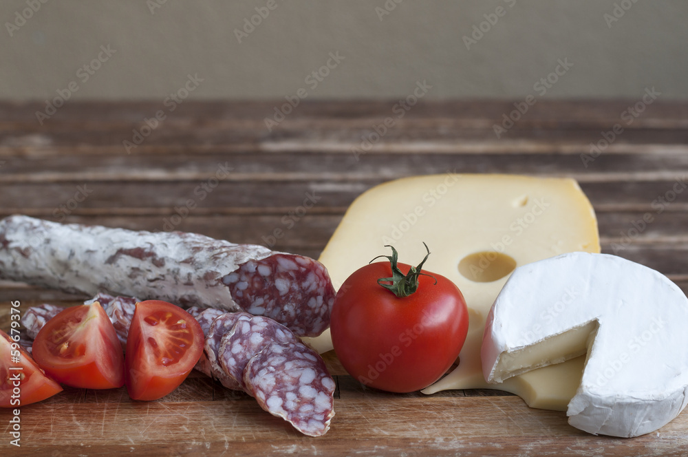 Salami und Kaese