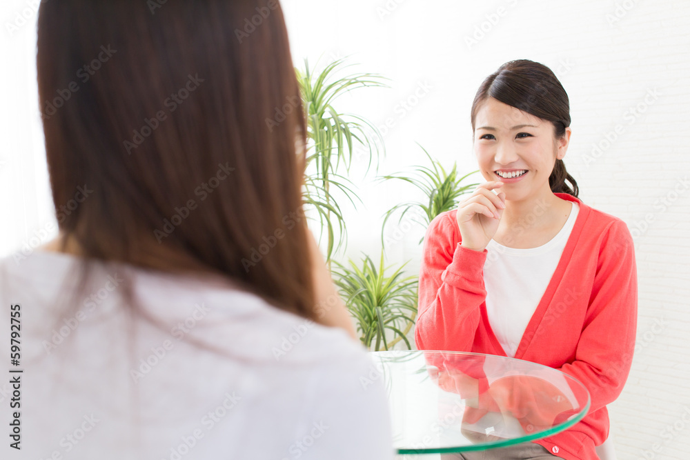 young asian women in the cafe