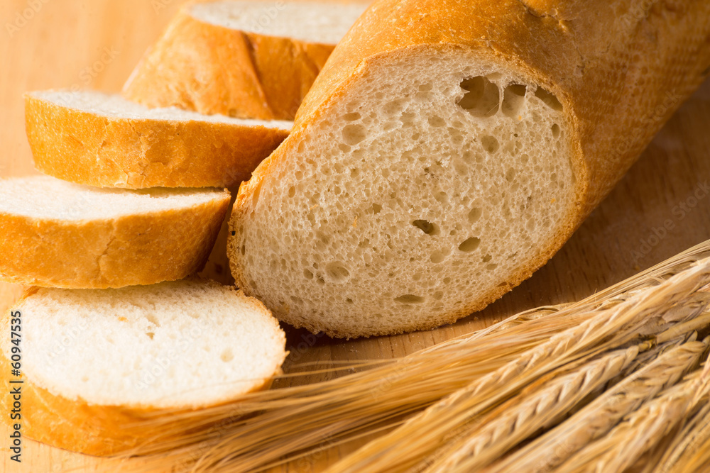 sliced ​​bread with cereals