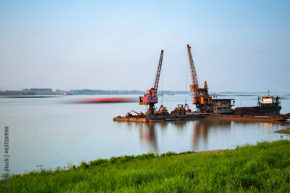 beautiful yangtze river at dusk