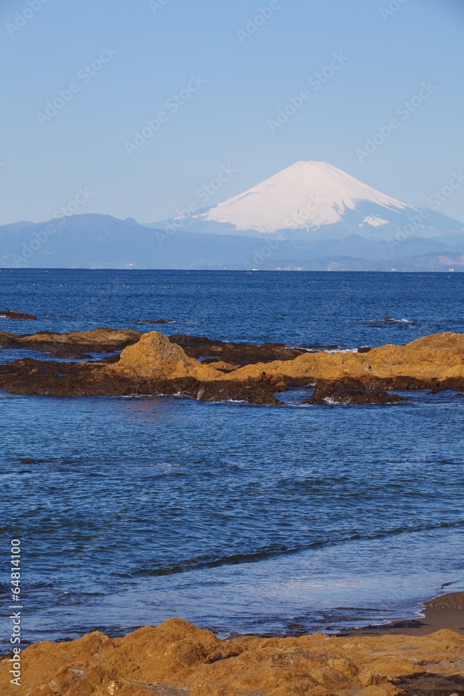 美丽的日本海洋和富士山来自横纲