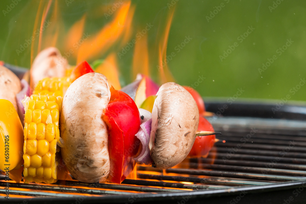 烤素食串着火了