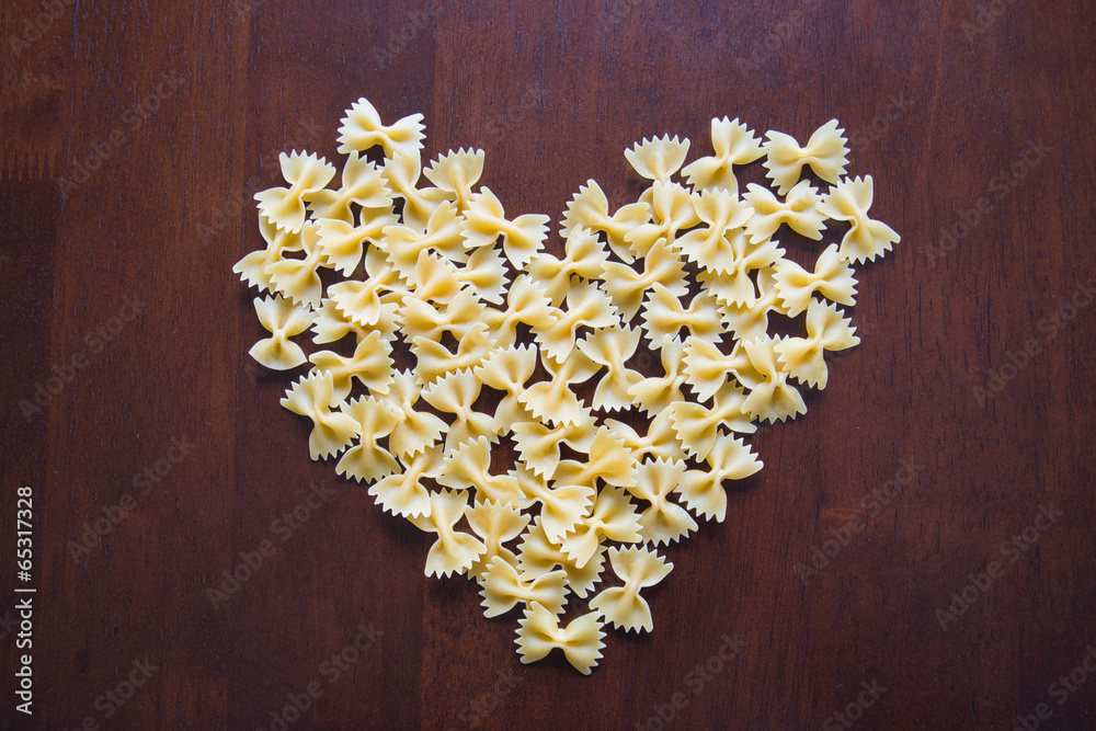 Italian pasta ，Heart-shaped of Farfalle