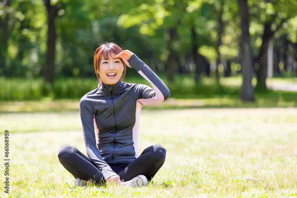 魅力亚洲女性运动形象