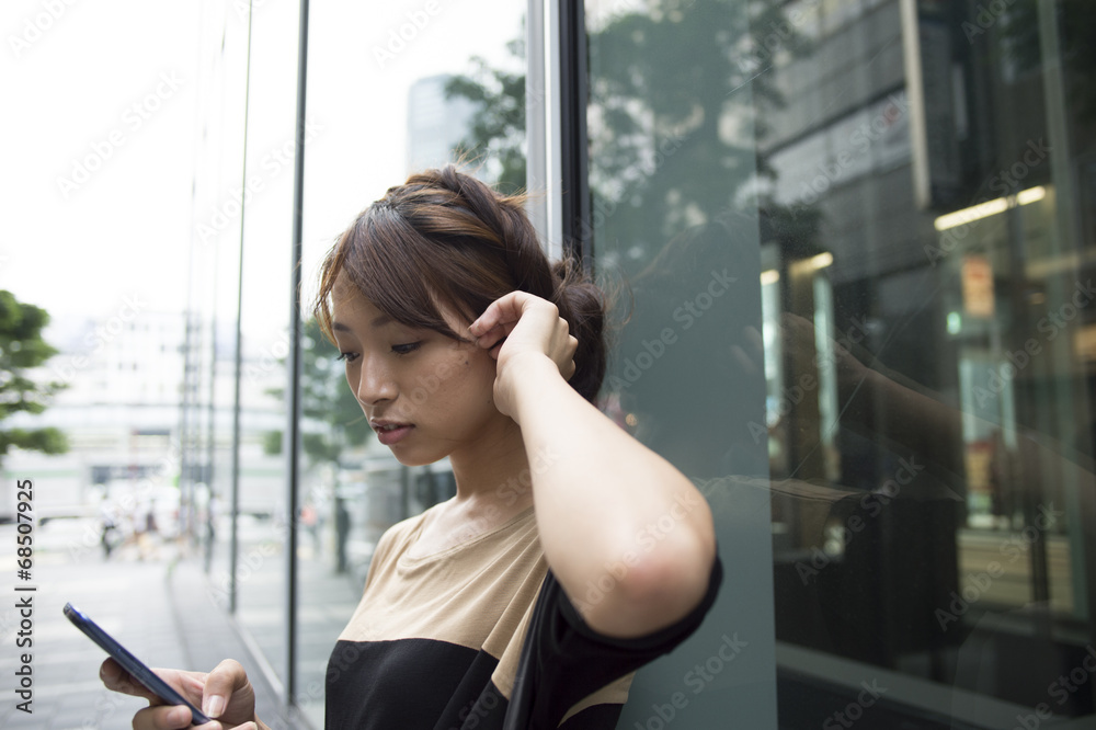 Woman with mobile phon