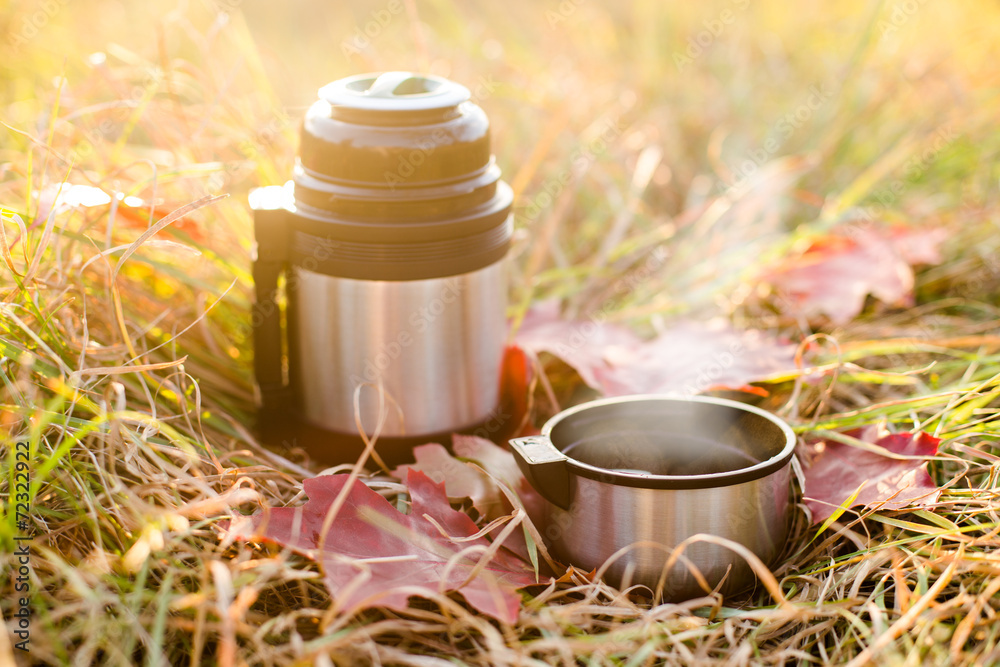 Vacuum flask and cup