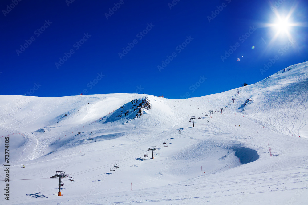 安道尔滑雪缆车