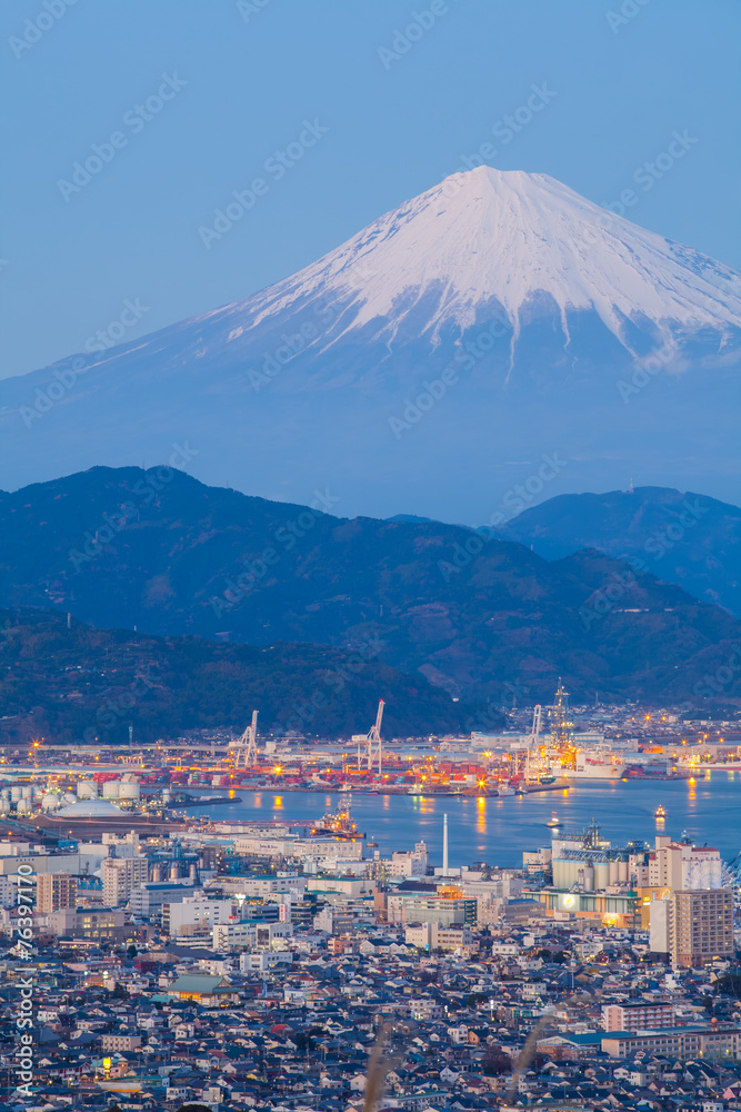 冬季富士山和清水市