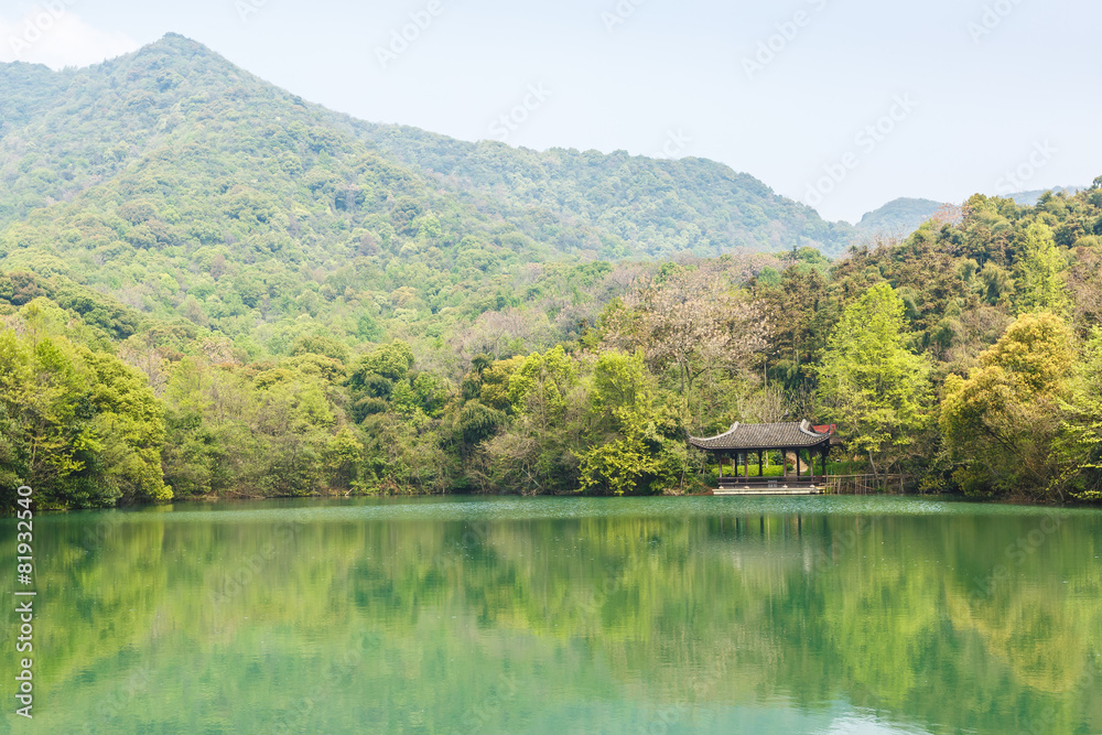 beautiful natural scenery in hangzhou