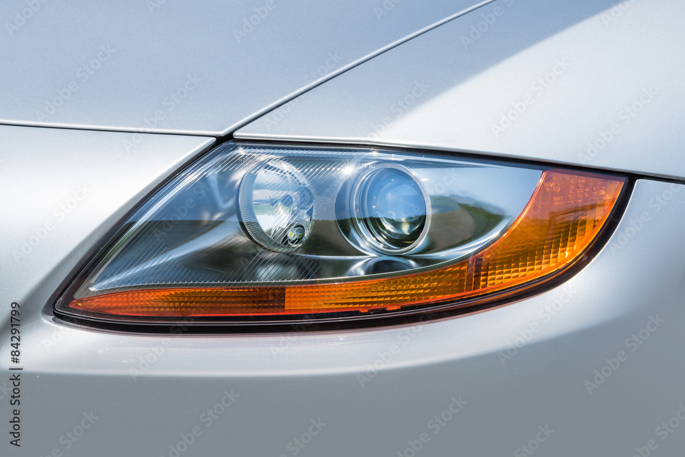 ヘッドライト　Headlight with the round lamp