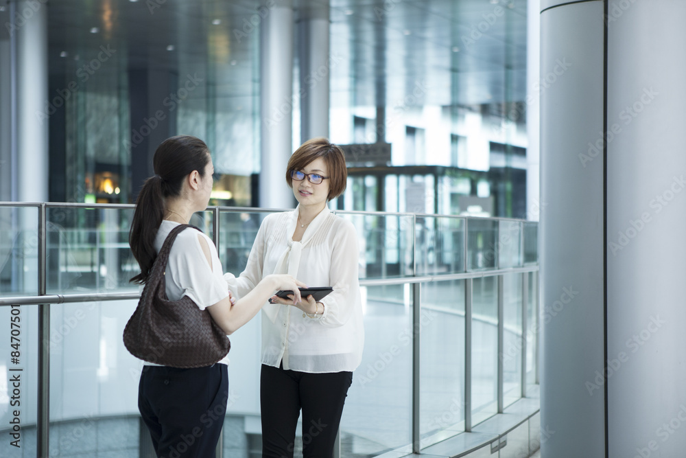 女性在办公楼里有发言权