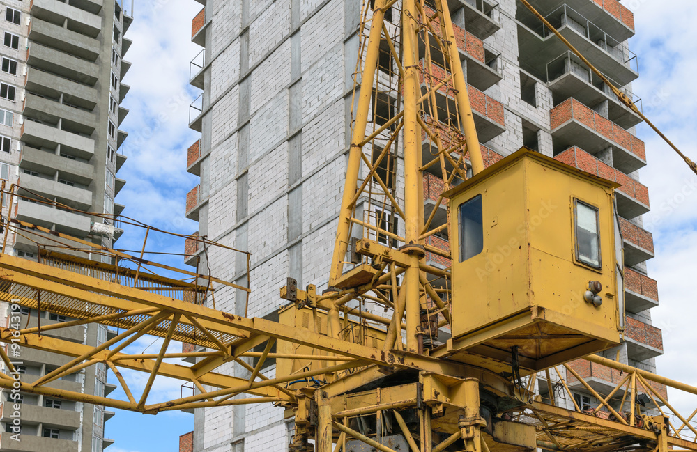 起重机和在建建筑