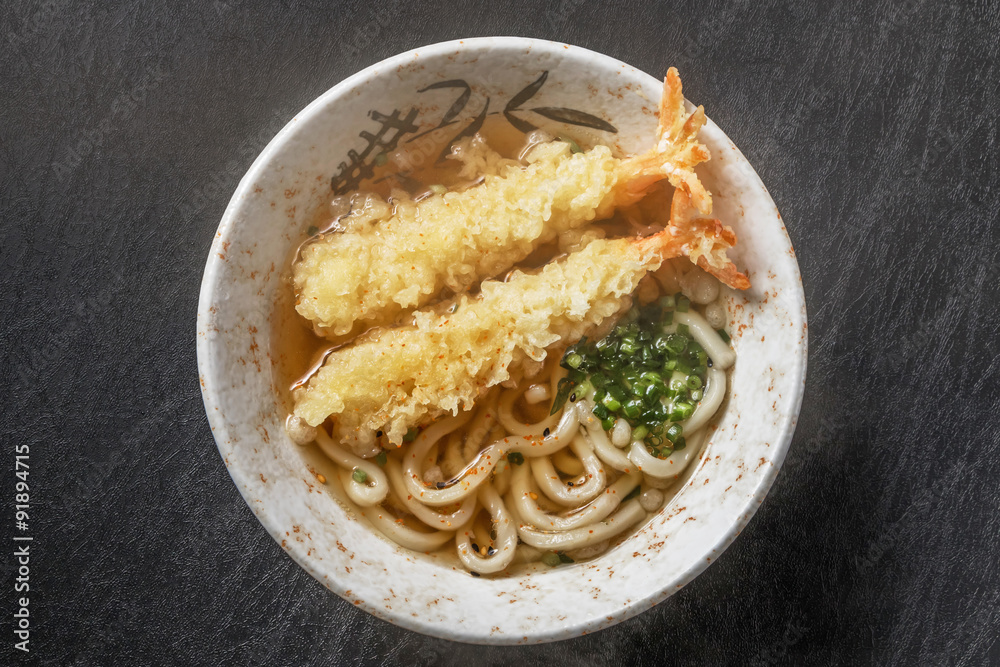 天ぷらうどん　 Tempura in Udon noodle soup japanese food