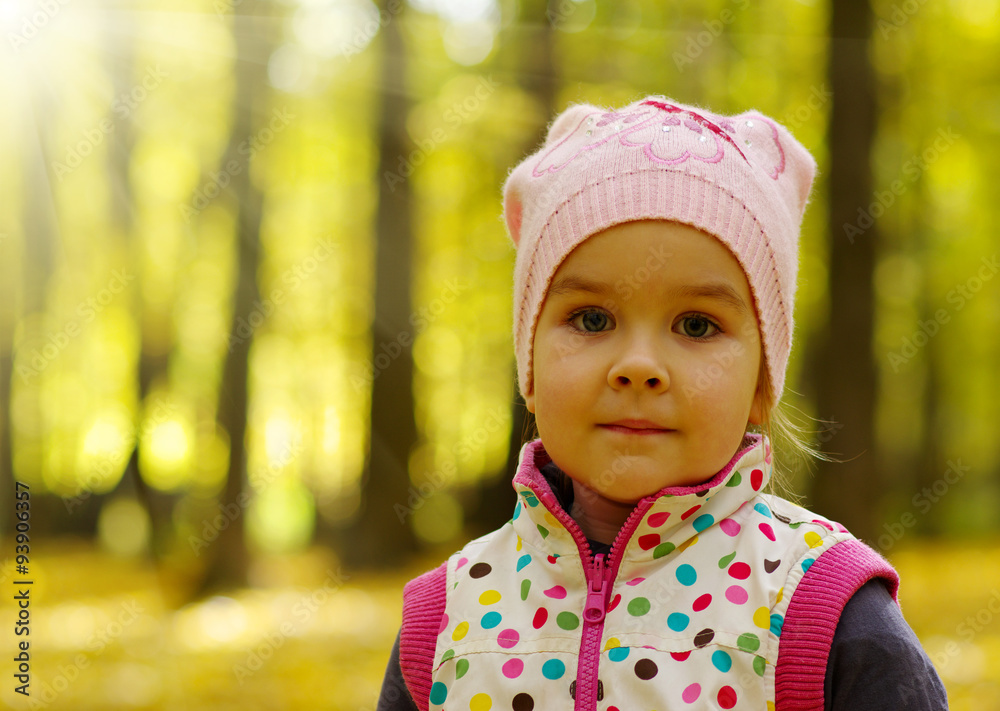  girl in the autumn