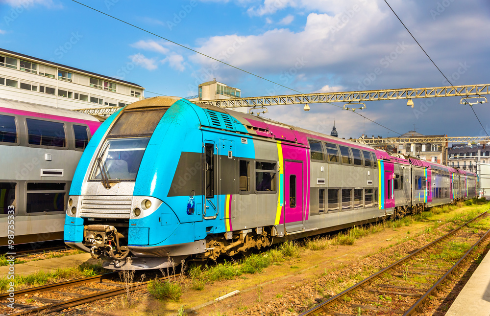 Double-deck regional train at Tours station - France