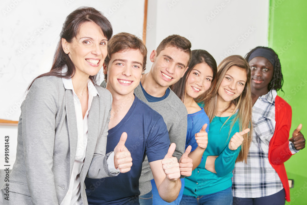 Lehrer und Schüler als Sieger Team