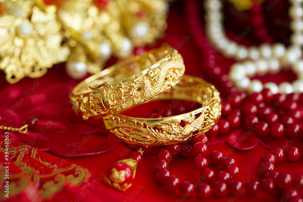 Traditional Chinese wedding elements