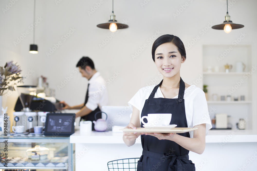 咖啡店女服务员画像