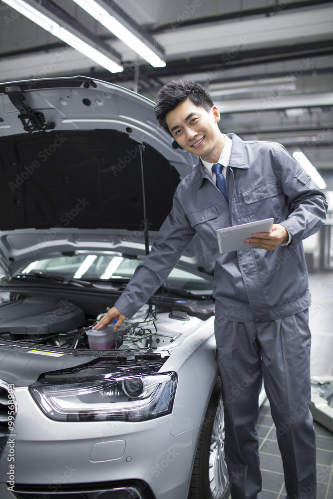 Auto mechanic