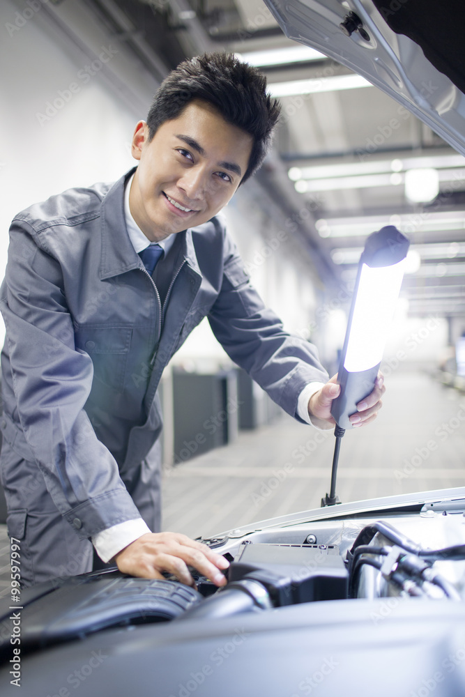 Auto mechanic