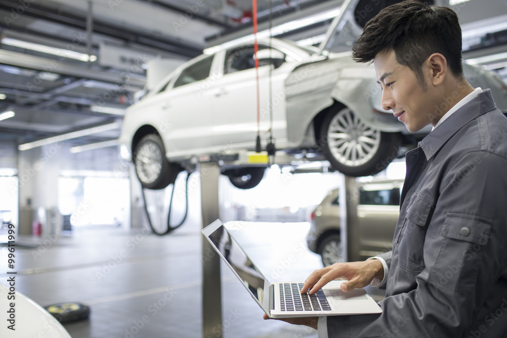 Auto mechanic