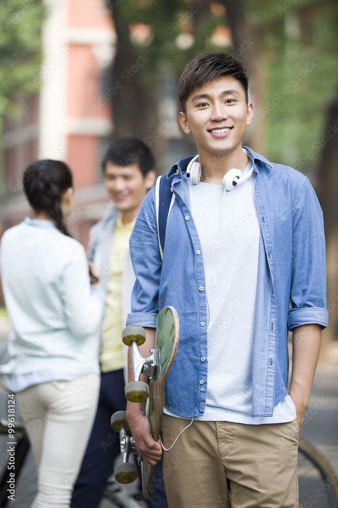 快乐校园大学生