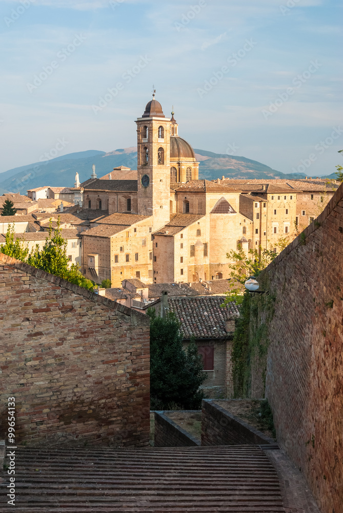 Narrow alley in the city center of Urbino