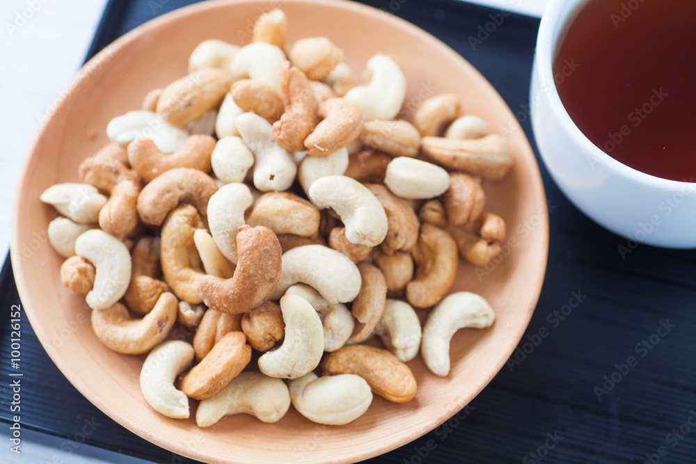 Cashew nuts , The World s Healthiest Foods