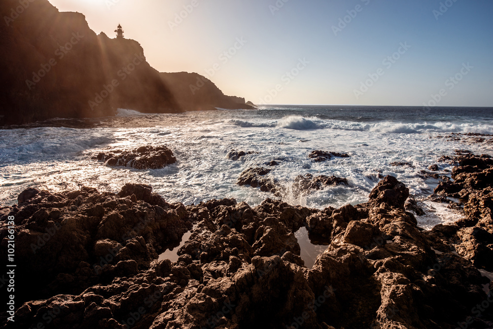 泰诺海角的洛基海岸