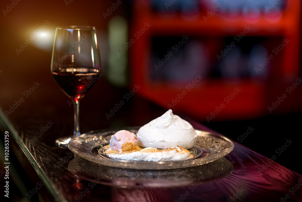 Pavlova dessert at the restaurant