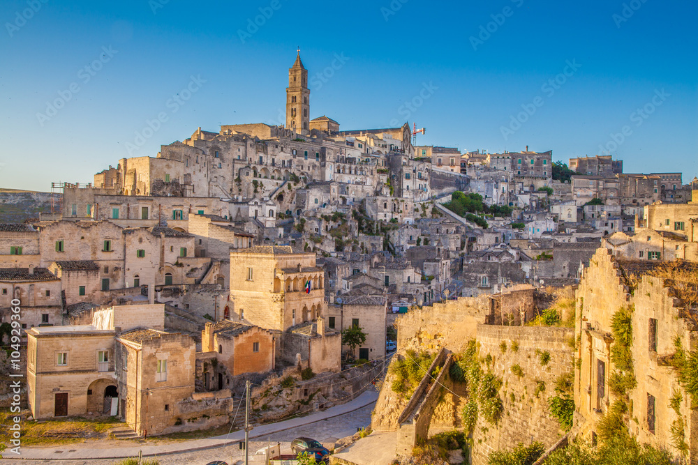 意大利巴西利卡塔日出时的马特拉古城（Sassi di Matera）