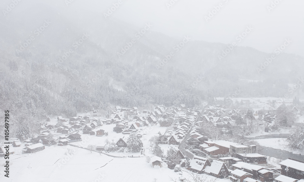 世界遗产白川村，冬天有雪