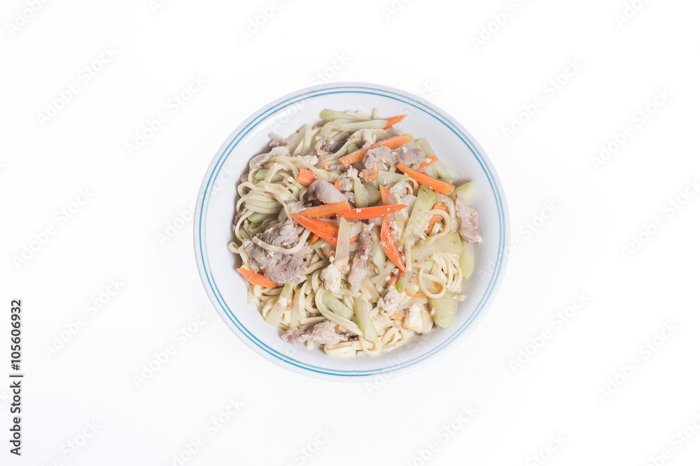 Fried noodles with bottle gourd and pork