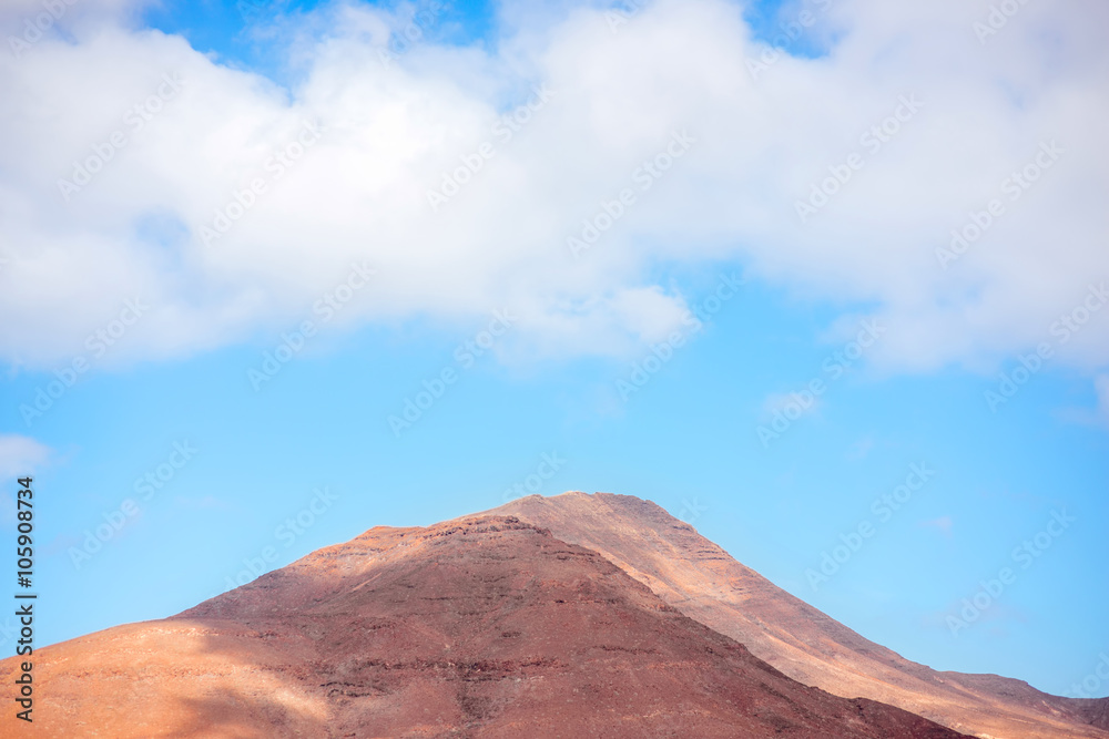 西班牙富特文图拉岛上的天空之山