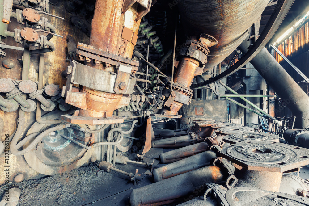 Abandoned factory，old industrial equipment background