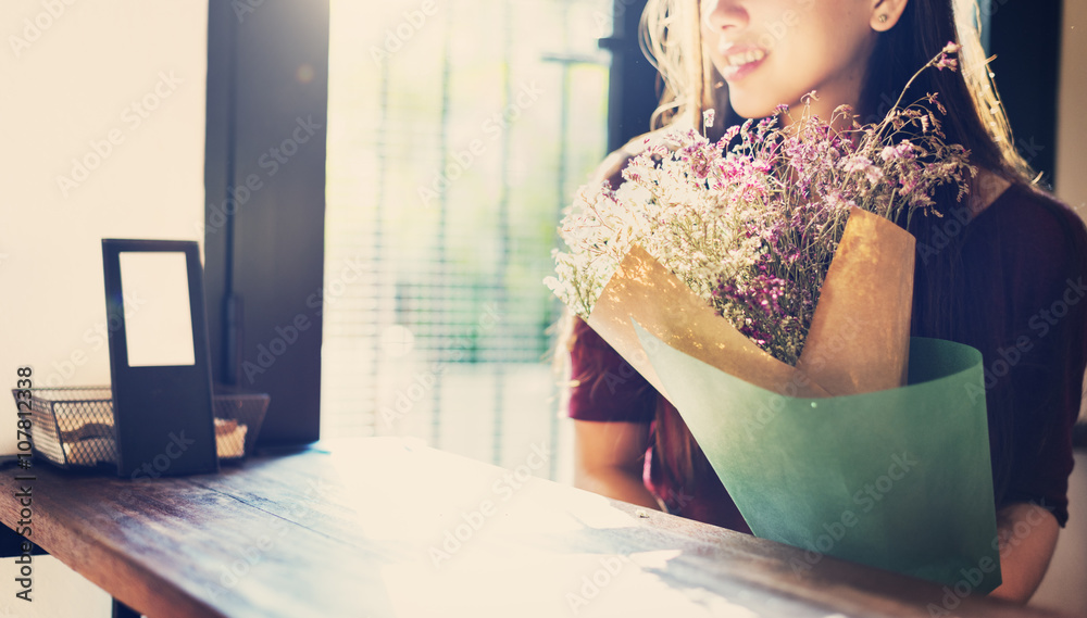 Woman Bouquet欢乐酒吧等待鲜花概念