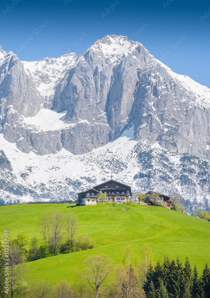 Mountain Farm in front of Wilder Kaiser, Kitzbühel, Tyrol, Austria