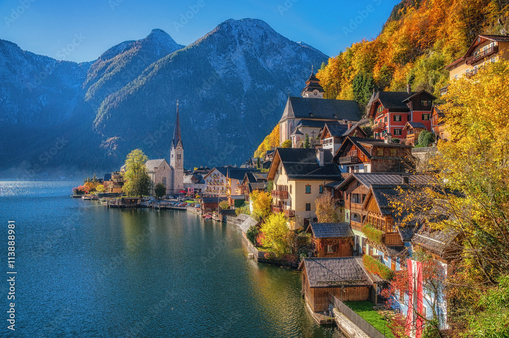 Hallstatt mountain village in fall, Salzkammergut, Austria