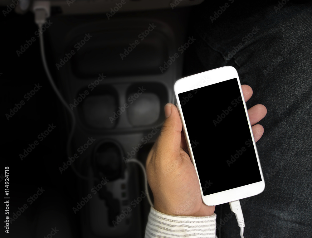 Charger plug phone on car